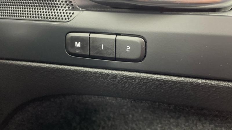 Used Volvo XC40 2023 for sale - 76117559: Photo 22