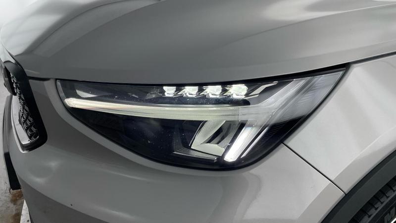 Used Volvo XC40 2023 for sale - 76117559: Photo 34