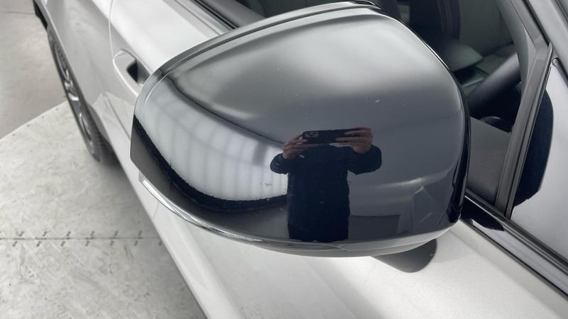 Used Volvo XC40 2023 for sale - 76117559: Photo 36