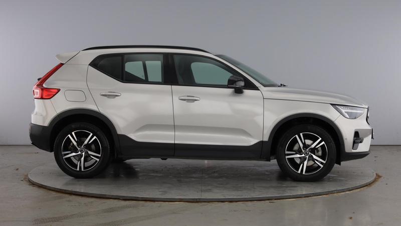 Used Volvo XC40 2023 for sale - 76117559: Photo 4