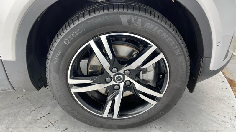 Used Volvo XC40 2023 for sale - 76117559: Photo 5