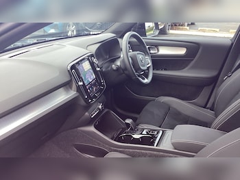 Used Volvo XC40 2025 for sale - 77603196: Photo