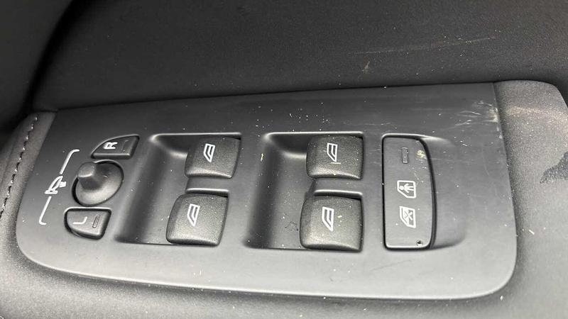 Used Volvo XC60 2025 for sale - 77152108: Photo 24