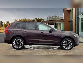 Used Volvo XC60 2025 for sale - 77152108: Photo