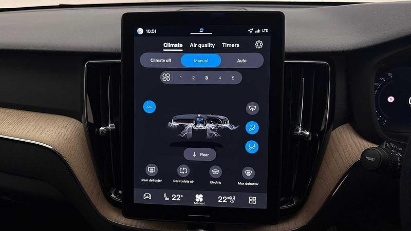 Used Volvo XC60 2025 for sale - 77152108: Photo 38