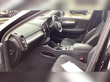 Used Volvo XC40 2019 for sale - 75058053: Photo