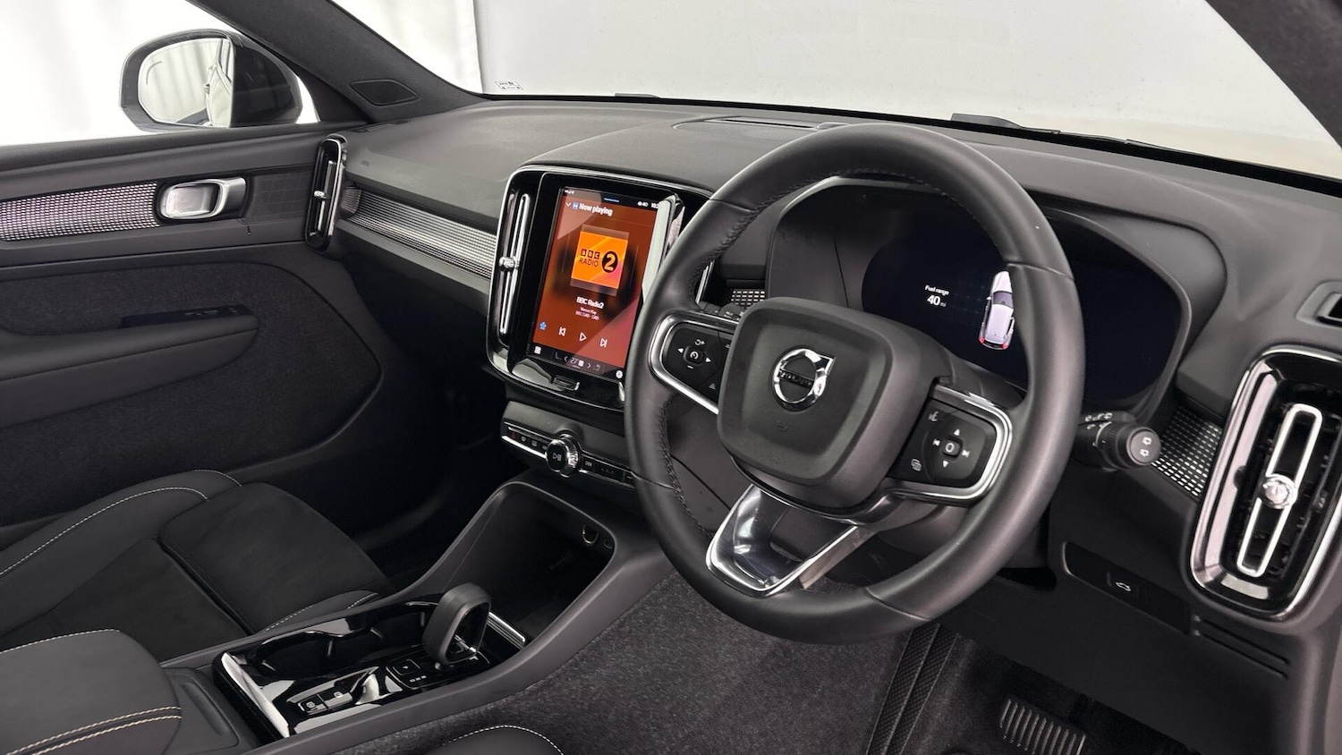 Used Volvo XC40 2025 for sale - 77515878: Photo 6