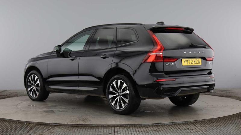 Used Volvo XC60 2022 for sale - 76631243: Photo 3