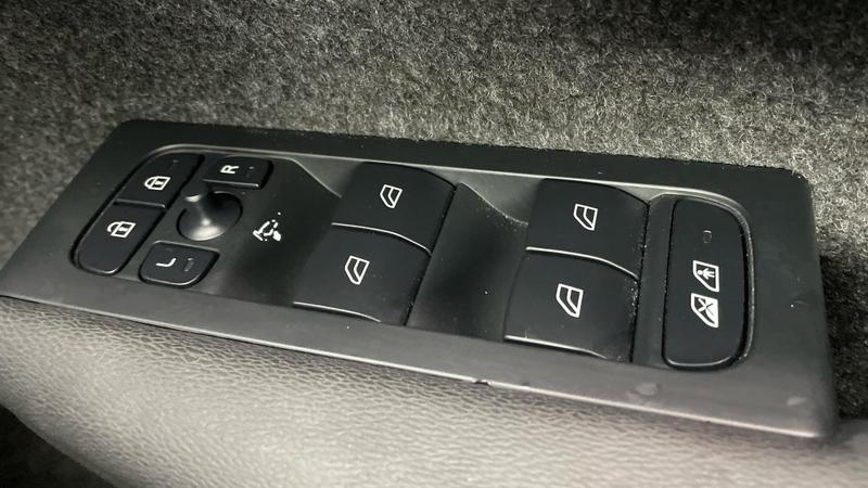 Used Volvo XC40 2025 for sale - 76508253: Photo 18