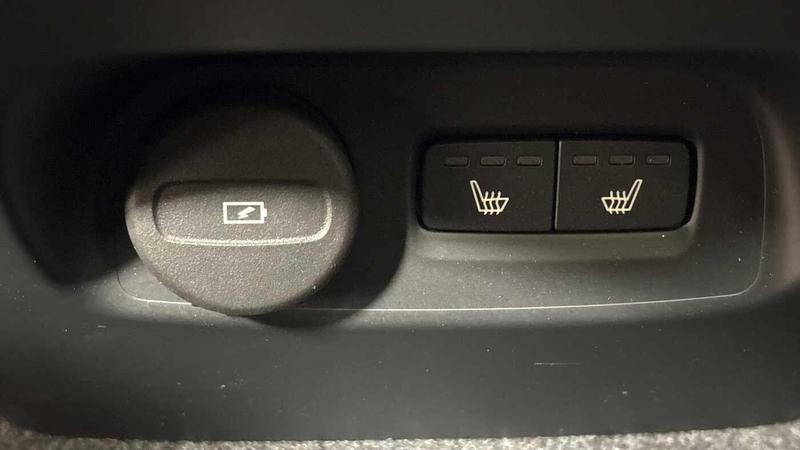 Used Volvo XC40 2025 for sale - 76452814: Photo 17