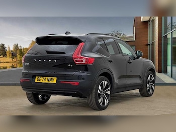 Used Volvo XC40 2025 for sale - 76452814: Photo