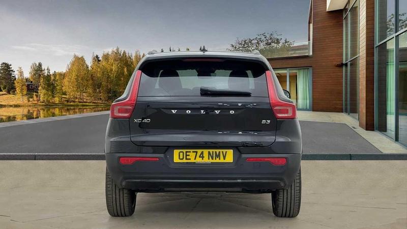Used Volvo XC40 2025 for sale - 76452814: Photo 4