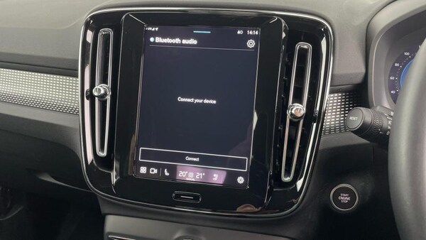 Used Volvo XC40 2024 for sale - 75543429: Photo 16