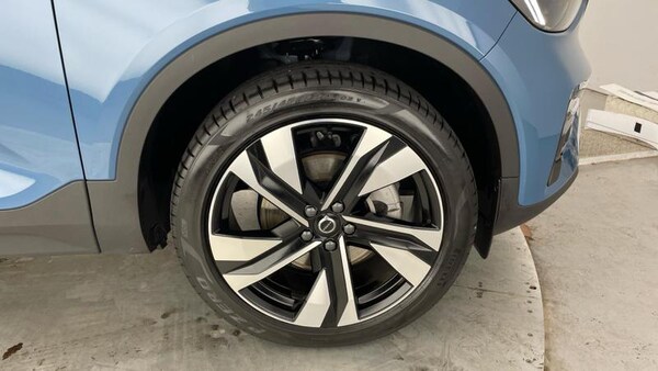 Used Volvo XC40 2024 for sale - 75543429: Photo 5