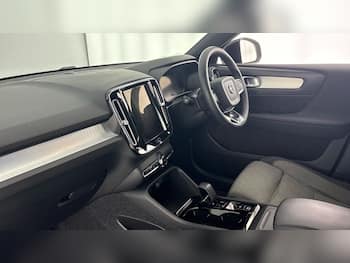 Used Volvo XC40 2022 for sale - 79845837: Photo