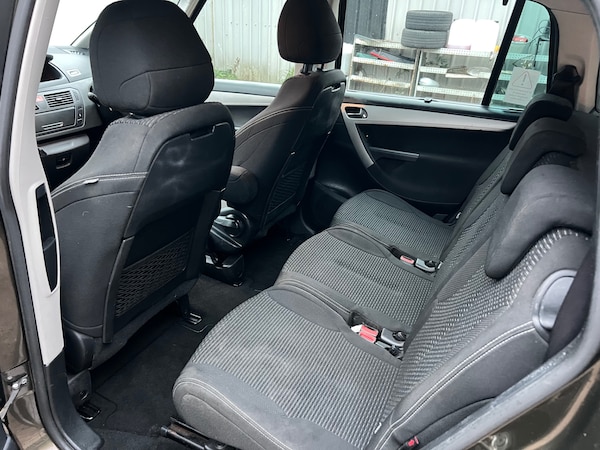 Used Citroen C4 Grand Picasso 2011 for sale - 76262887: Photo 11