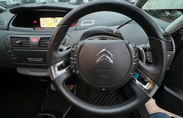 Used Citroen C4 Grand Picasso 2011 for sale - 76262887: Photo 16