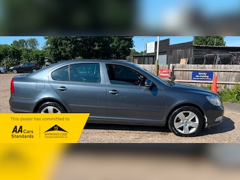 Used Skoda Octavia 2010 for sale - 79032861: Photo
