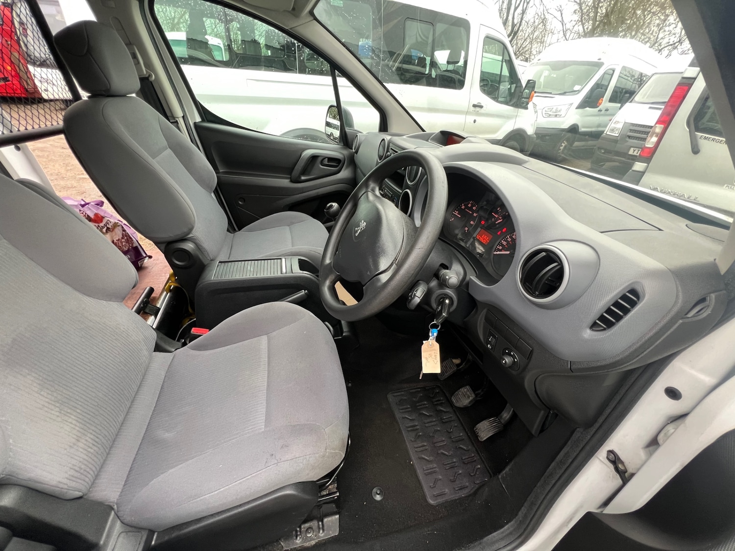 Used Peugeot Partner 2013 for sale - 77170744: Photo 11