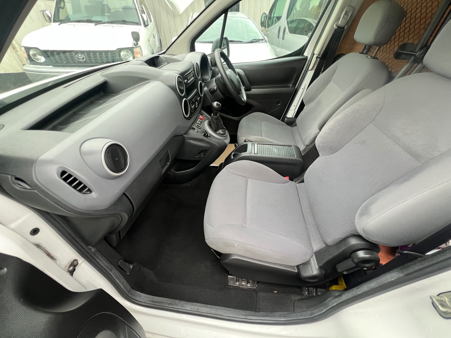 Used Peugeot Partner 2013 for sale - 77170744: Photo 14