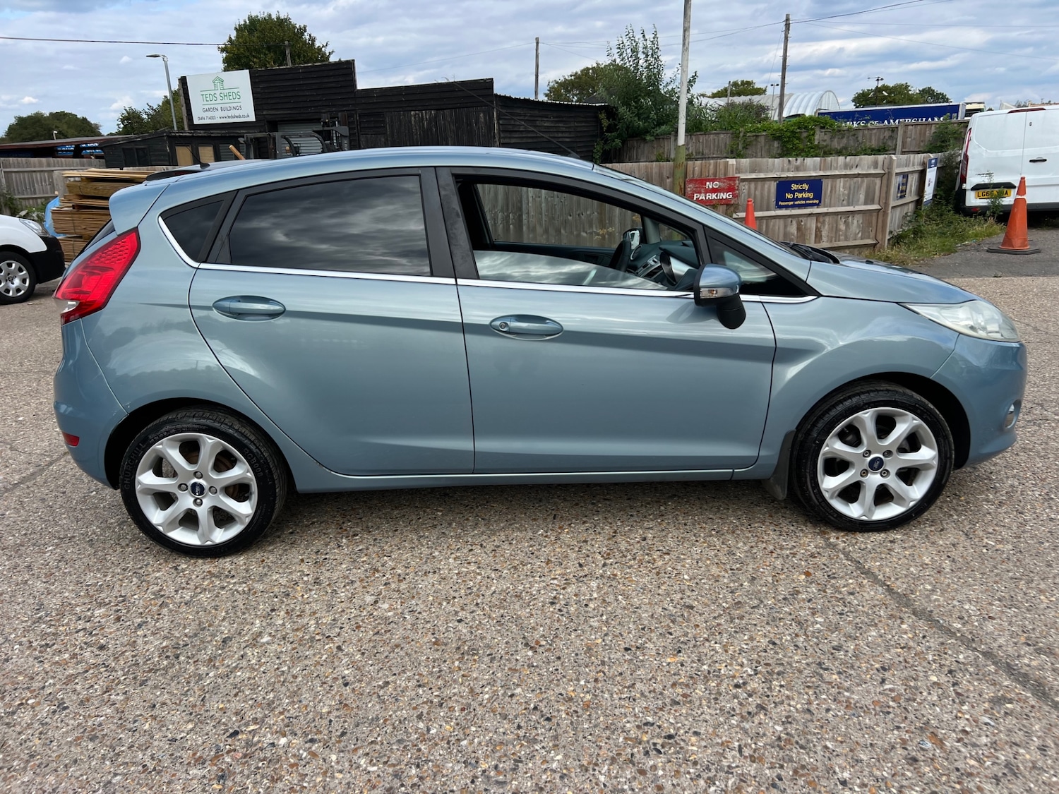 Vehicle 5