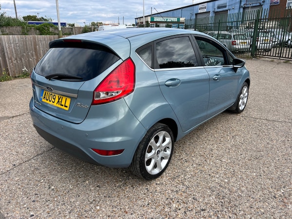 Used Ford Fiesta 2009 for sale - 75680594: Photo 6