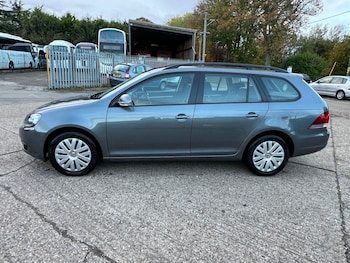 Used Volkswagen Golf 2011 for sale - 76369509: Photo