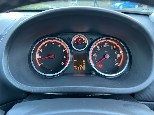 Used Vauxhall Corsa 2010 for sale - 76236457: Photo 18