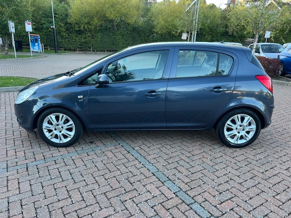 Used Vauxhall Corsa 2010 for sale - 76236457: Photo 4