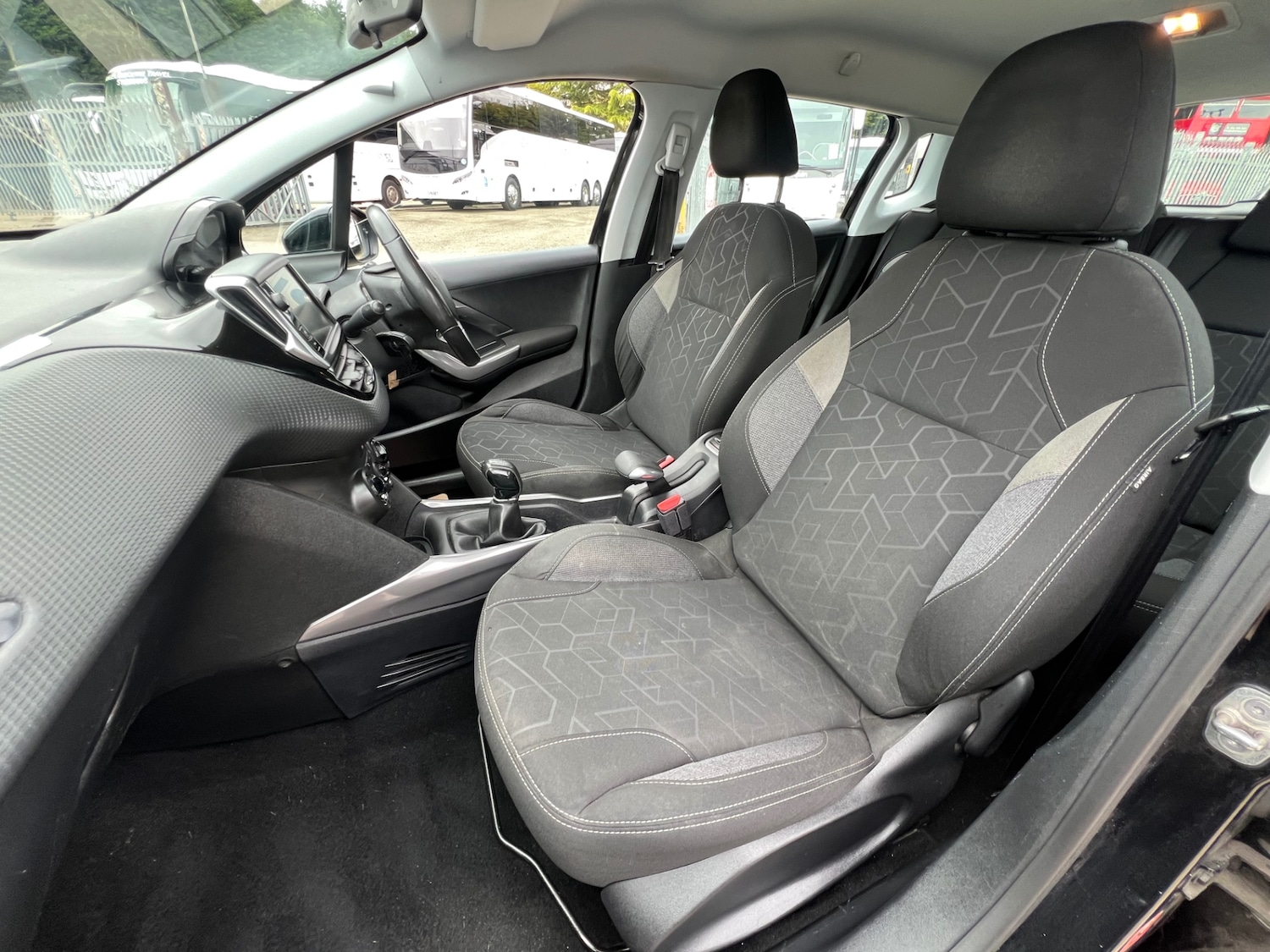 Used Peugeot 2008 2016 for sale - 78183476: Photo 12