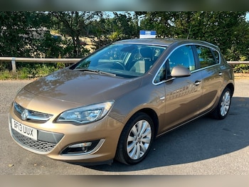 Used Vauxhall Astra 2013 for sale - 79222379: Photo