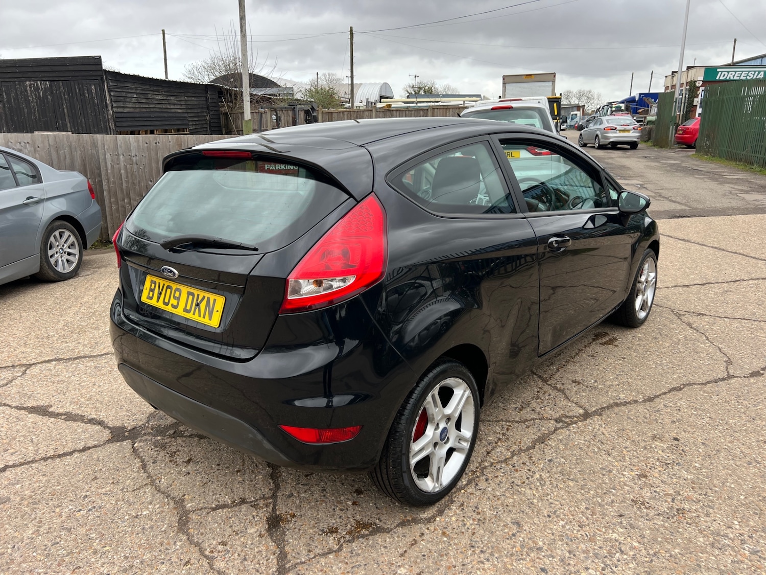 Used Ford Fiesta 2009 for sale - 77950744: Photo 4