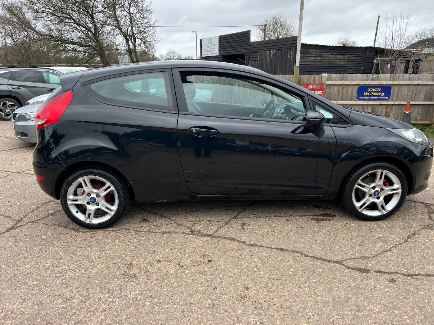 Used Ford Fiesta 2009 for sale - 77950744: Photo 7