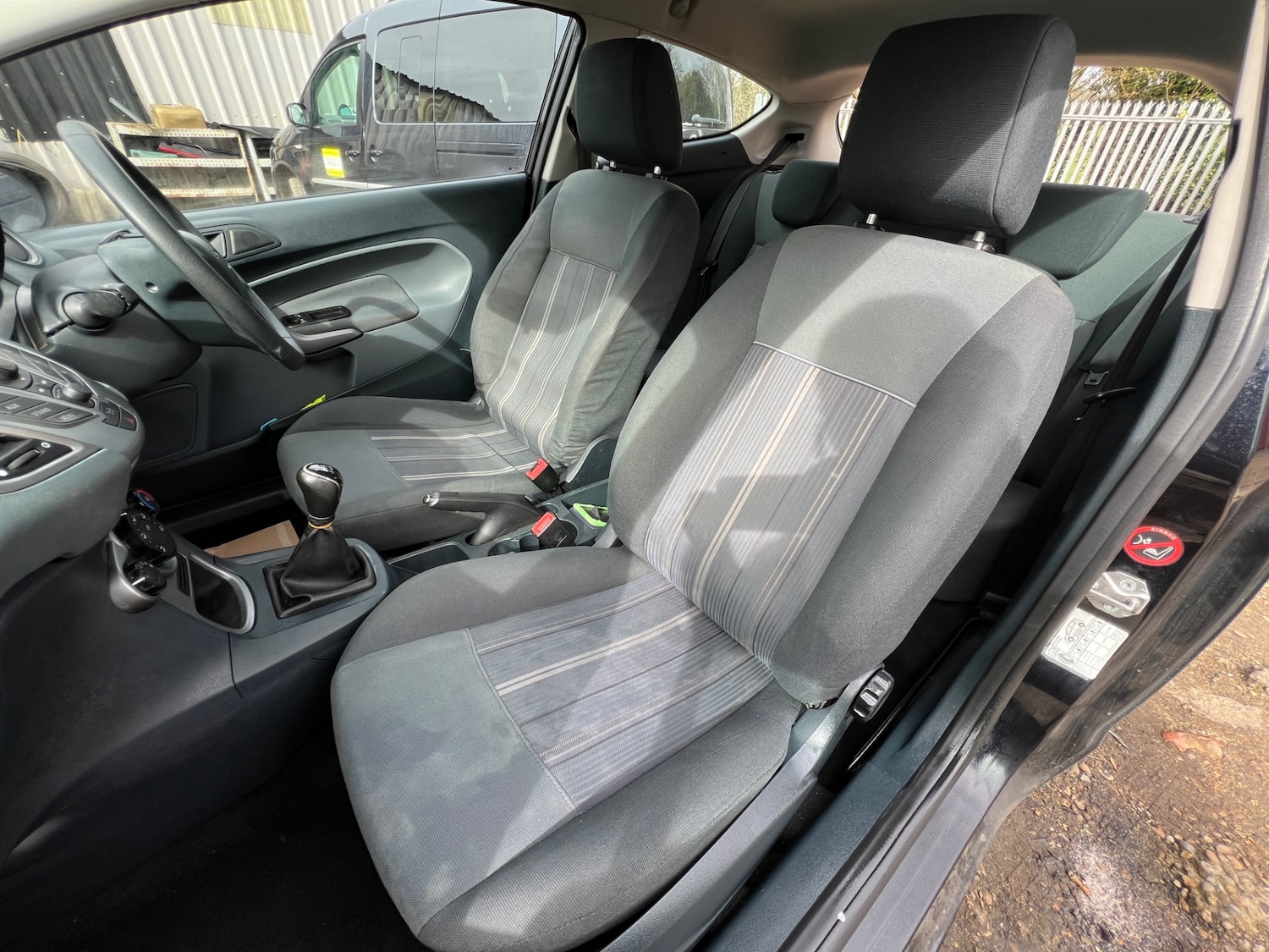 Used Ford Fiesta 2009 for sale - 77950744: Photo 8