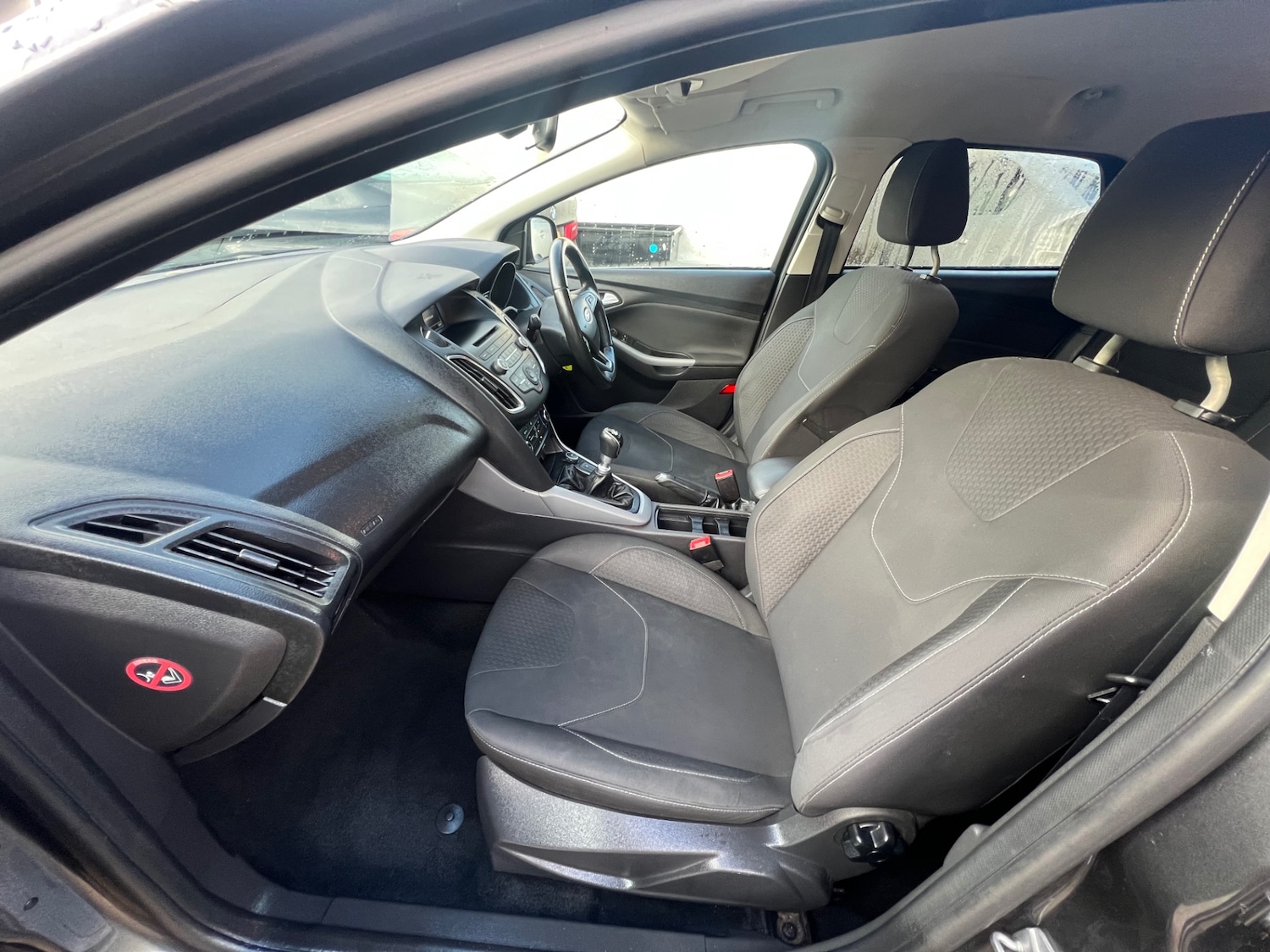 Used Ford Focus 2015 for sale - 76837368: Photo 15