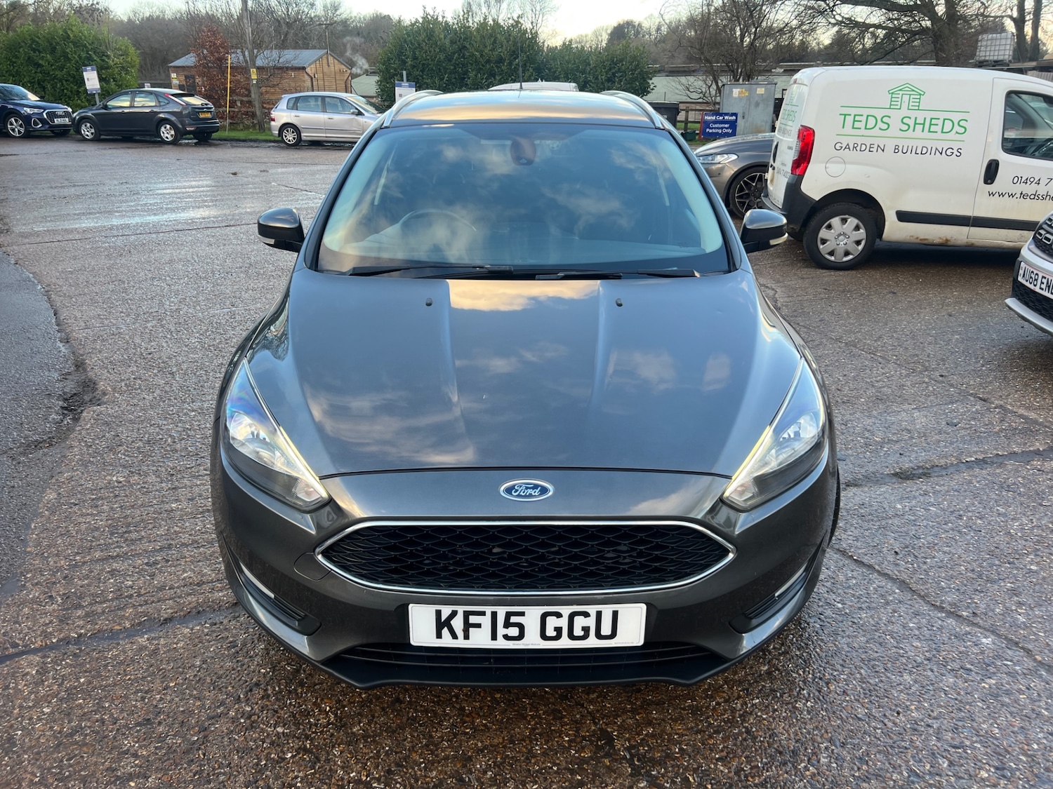 Used Ford Focus 2015 for sale - 76837368: Photo 2