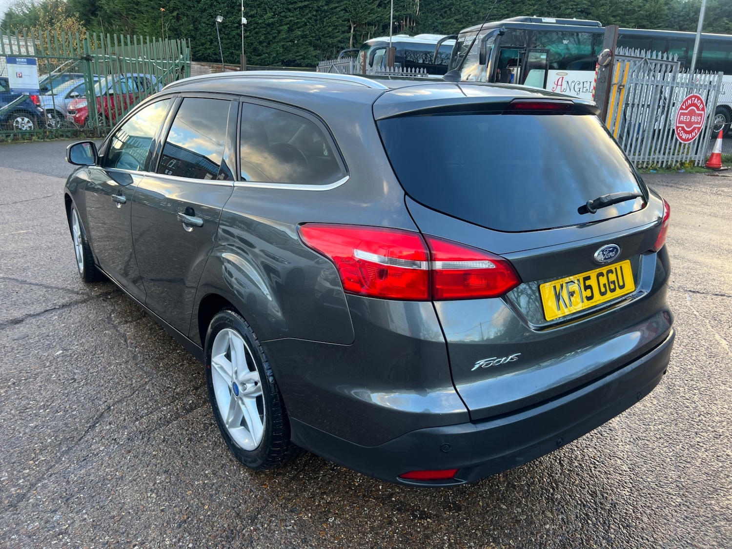 Used Ford Focus 2015 for sale - 76837368: Photo 8