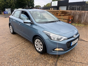 Used Hyundai i20 2015 for sale - 75737680: Photo