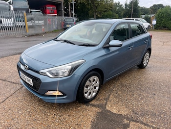 Used Hyundai i20 2015 for sale - 75737680: Photo