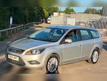 Used Ford Focus 2010 for sale - 79197910: Photo