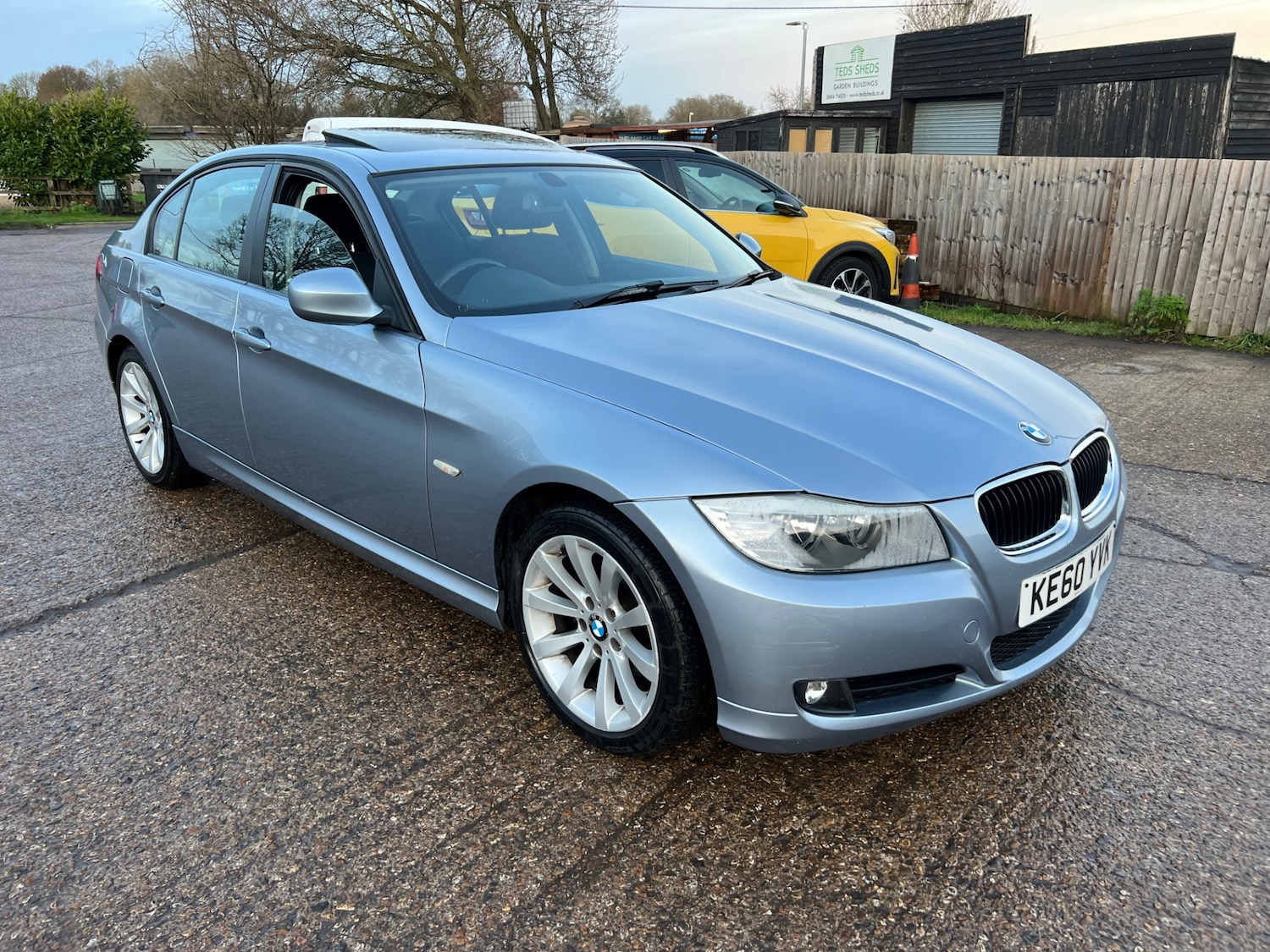 Used BMW 3 Series 2010 for sale - 76935498: Photo 1