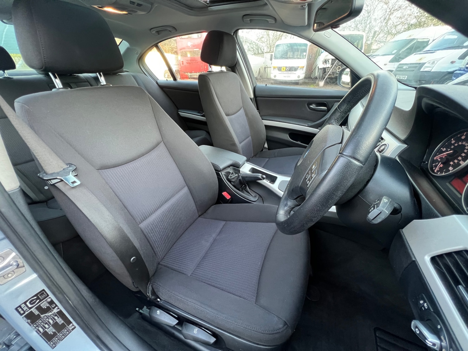 Used BMW 3 Series 2010 for sale - 76935498: Photo 11