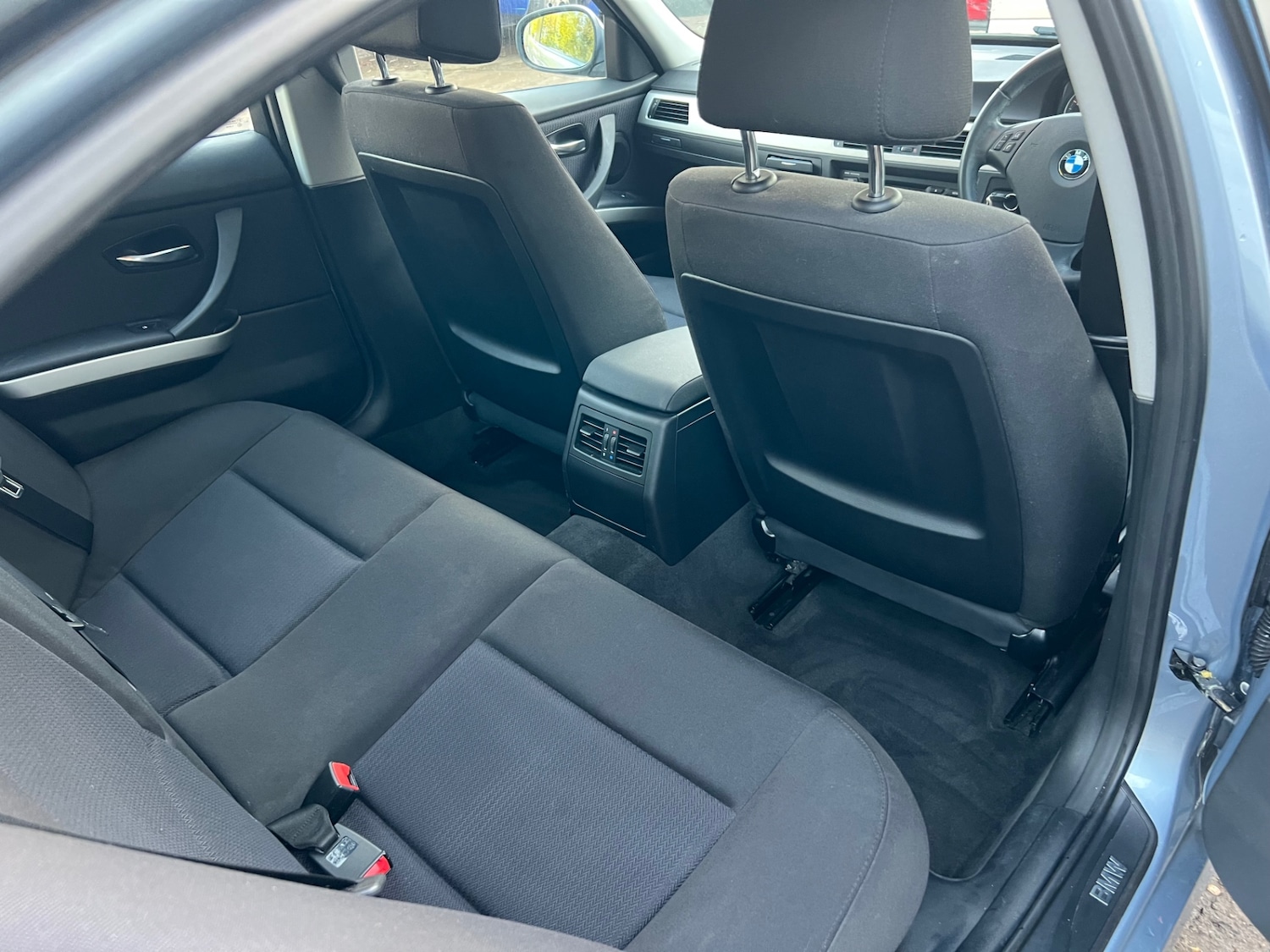 Used BMW 3 Series 2010 for sale - 76935498: Photo 12