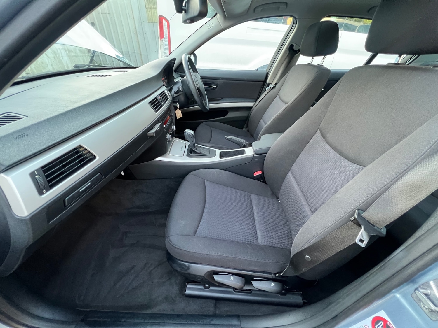 Used BMW 3 Series 2010 for sale - 76935498: Photo 15