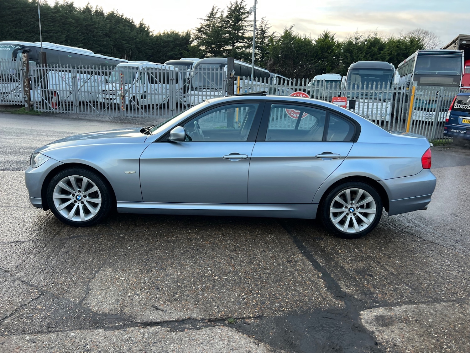 Used BMW 3 Series 2010 for sale - 76935498: Photo 4