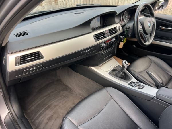 Used BMW 3 Series 2010 for sale - 78212111: Photo 17