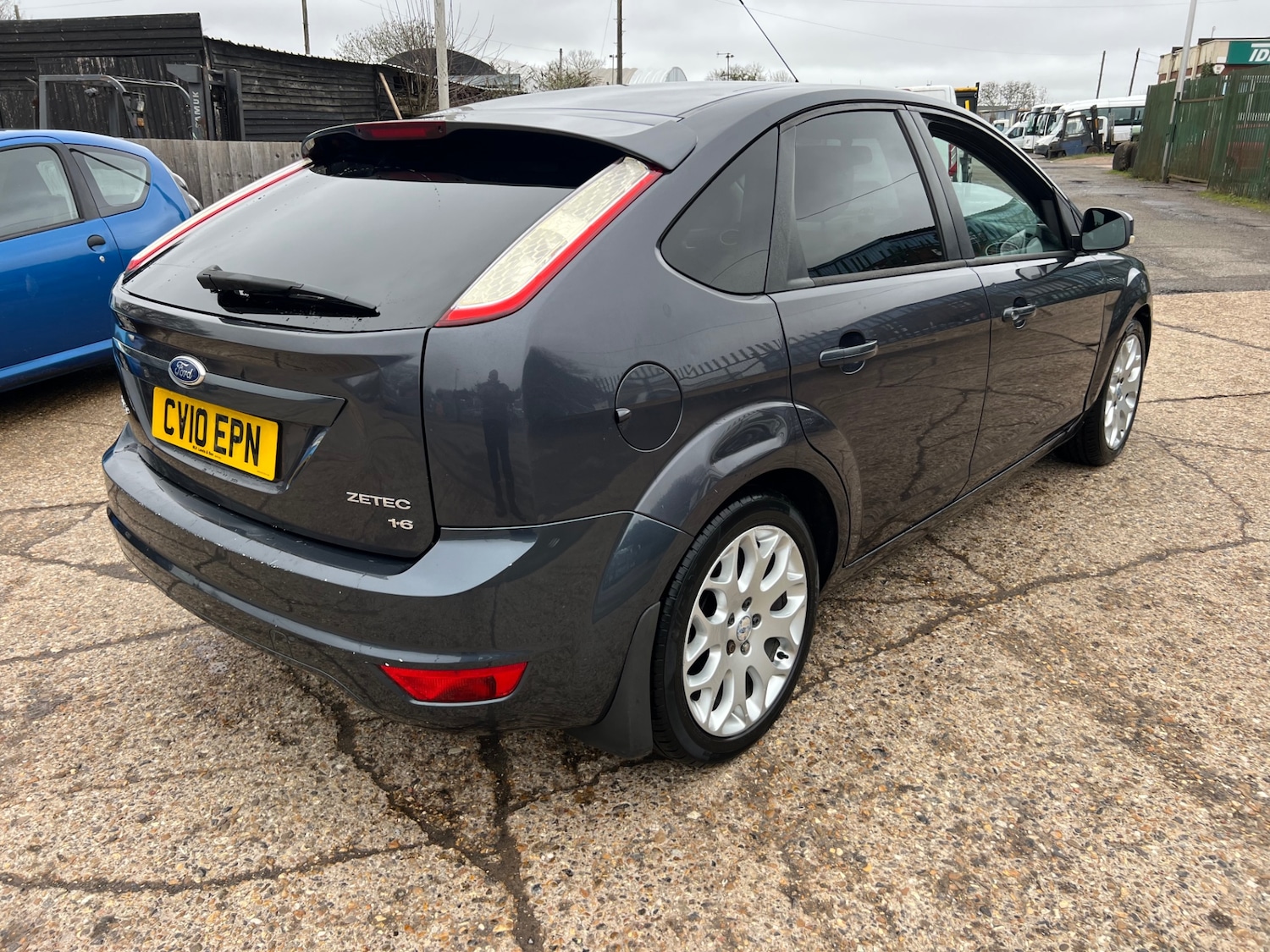 Used Ford Focus 2010 for sale - 77630017: Photo 12