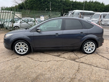 Used Ford Focus 2010 for sale - 77630017: Photo