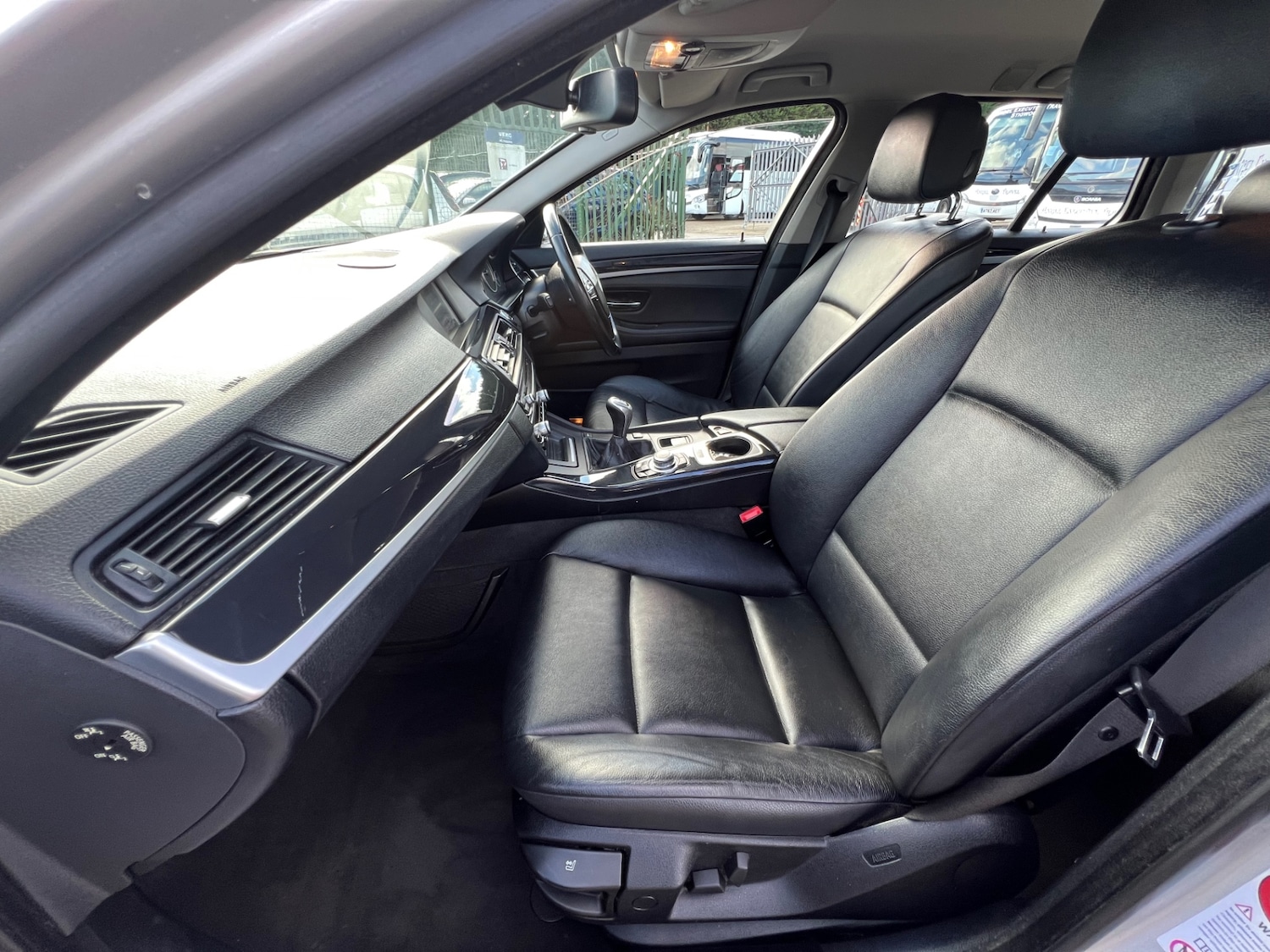 Used BMW 5 Series 2011 for sale - 77654046: Photo 15