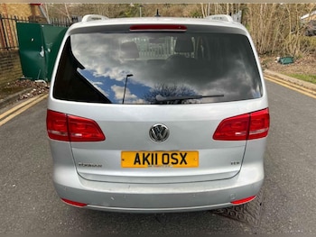 Used Volkswagen Touran 2011 for sale - 75701150: Photo